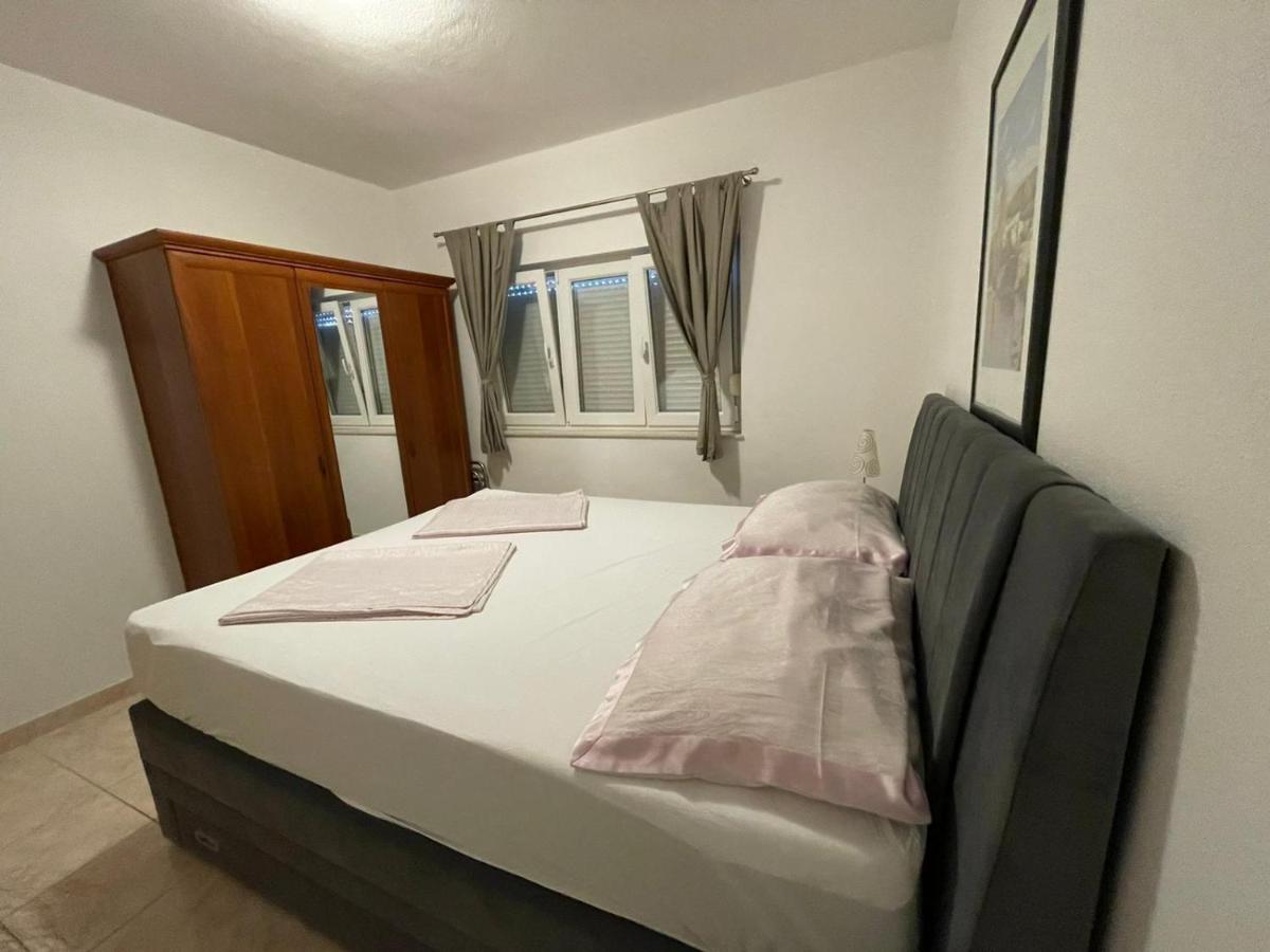 Apartments Mavarcica Trogir Exterior photo