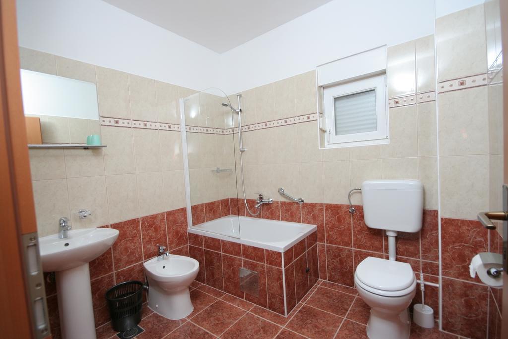 Apartments Mavarcica Trogir Room photo