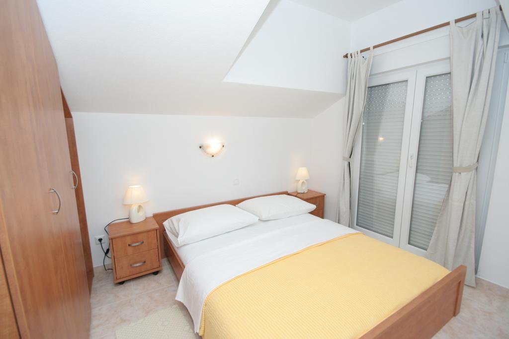 Apartments Mavarcica Trogir Room photo